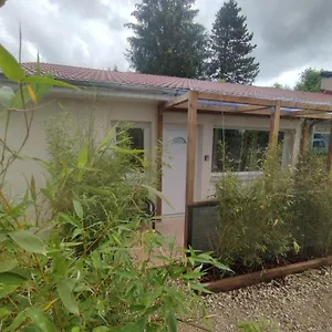 J Maison d'hôtes Oyonnax